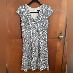 Ann Taylor Factory Blue Floral Print Scuba Cap Sleeve Knee Length Dress